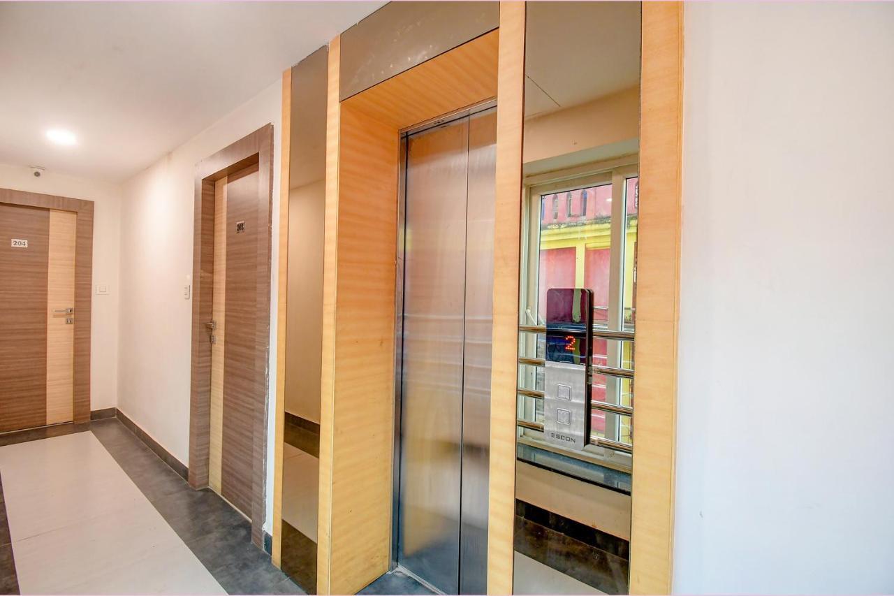 Fabhotel Kzar Select - 2Km From Park Street Колката Екстериор снимка